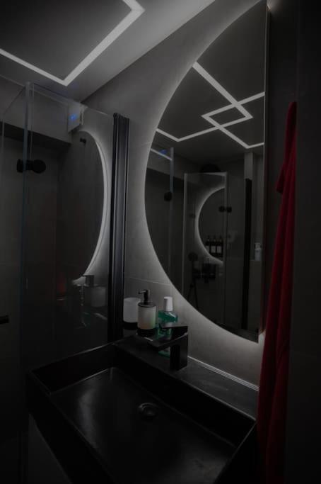 Bdsm Apartman V Bratislave -Adults Only Bratislava Eksteriør billede