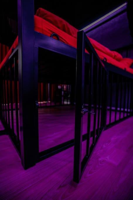 Bdsm Apartman V Bratislave -Adults Only Bratislava Eksteriør billede